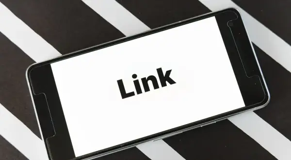 Jak wstawić link HTML - proste kroki, aby uniknąć błędów