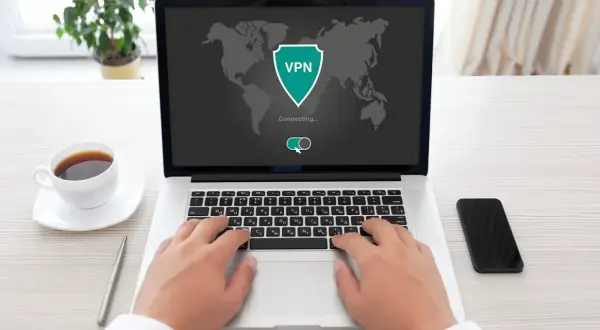 Czy VPN jest płatny? Odkryj, co zyskujesz, wybierając płatny VPN