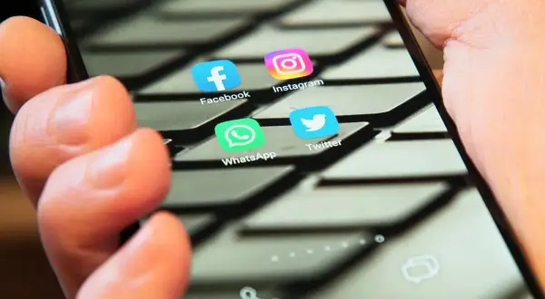 Jak wyczyścić przeglądarkę w telefonie i poprawić jej działanie